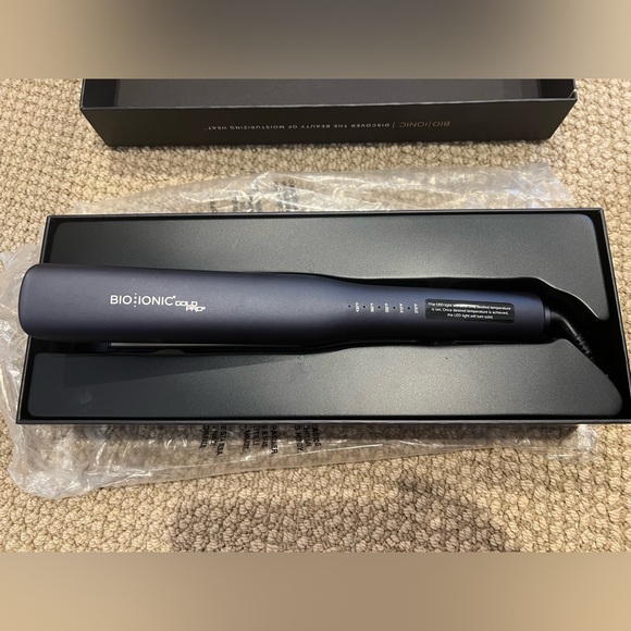 Bio Ionic GoldPro Styling Iron - Picture 8 of 10